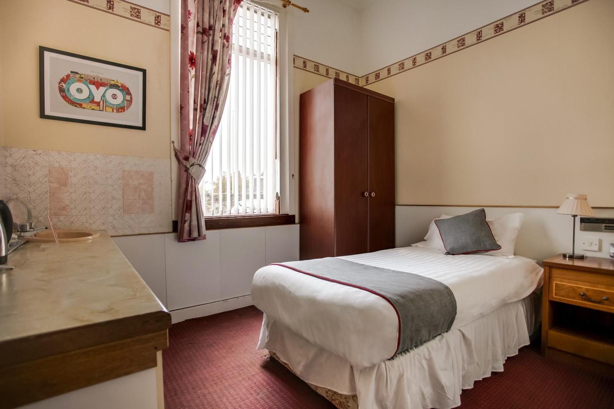 Oyo Glenpark Hotel, Ayr Central Dış mekan fotoğraf